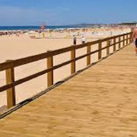 Cousy House - 275 Mt From Beach * Monte Gordo