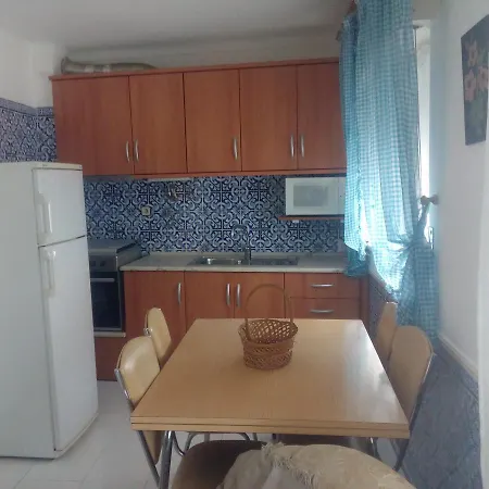 Cousy House - 275 Mt From Beach Lejlighed Monte Gordo